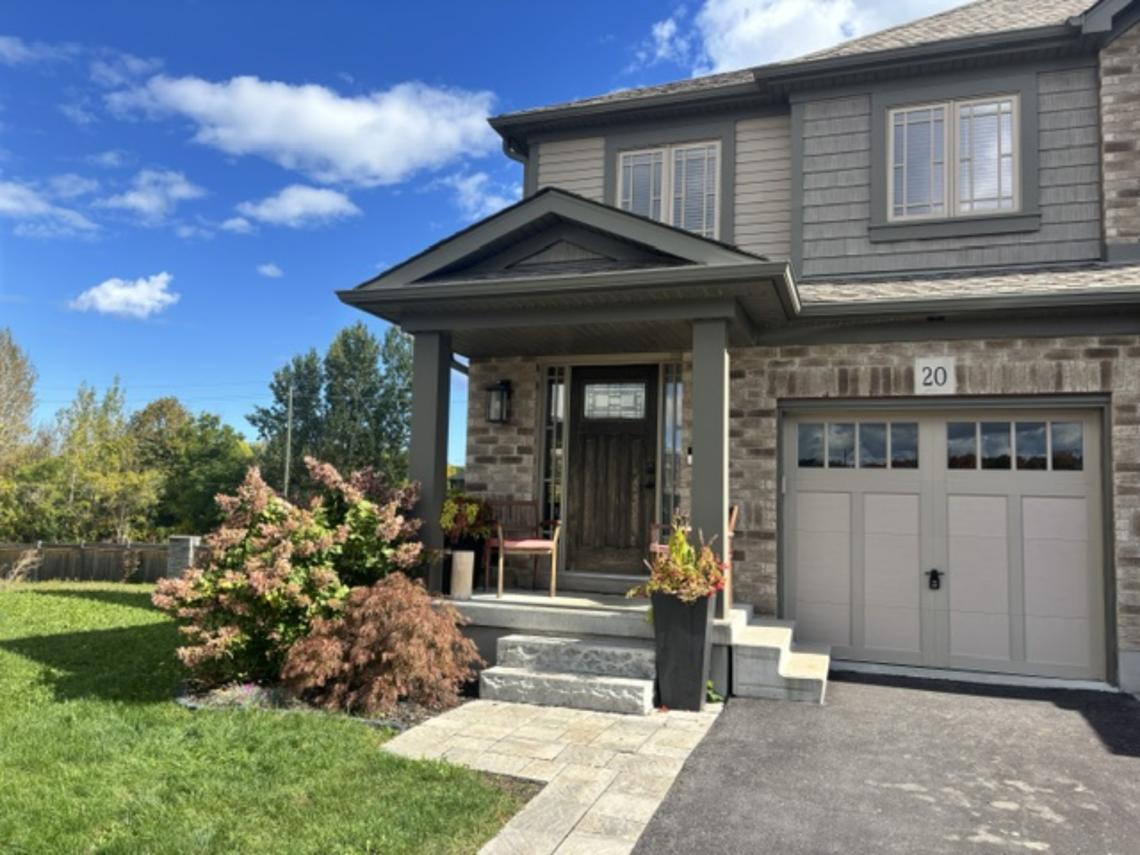 R151 – 20 Foley Crescent